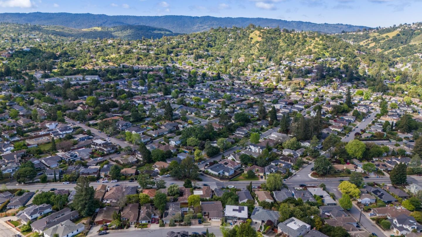 Detail Gallery Image 34 of 35 For 50 Hilltop Dr, San Carlos,  CA 94070 - 4 Beds | 4 Baths