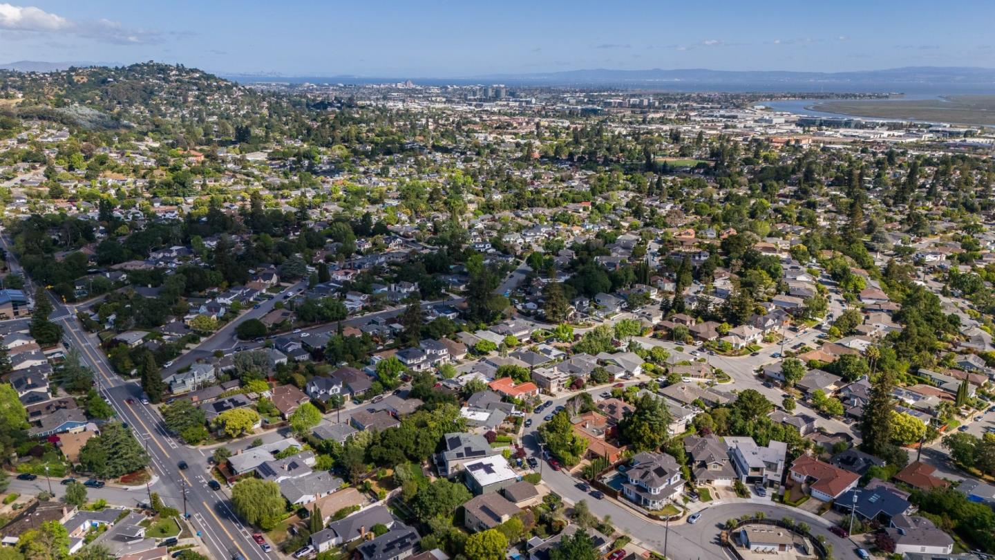 Detail Gallery Image 35 of 35 For 50 Hilltop Dr, San Carlos,  CA 94070 - 4 Beds | 4 Baths