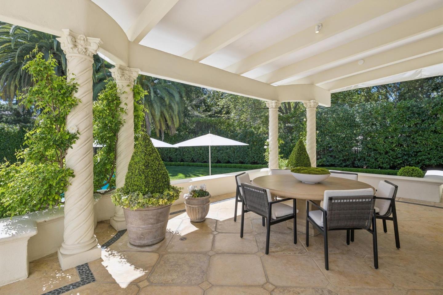 Detail Gallery Image 11 of 33 For 241 Polhemus Ave, Atherton,  CA 94027 - 8 Beds | 9/2 Baths