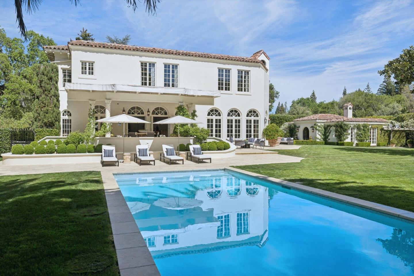 Detail Gallery Image 30 of 33 For 241 Polhemus Ave, Atherton,  CA 94027 - 8 Beds | 9/2 Baths