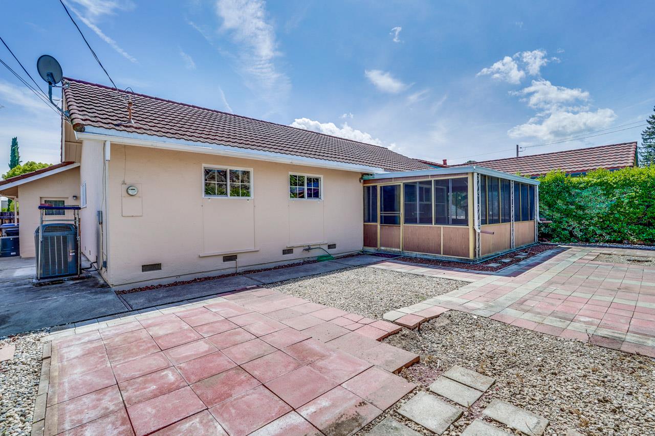 Detail Gallery Image 29 of 33 For 1239 Lockhaven Way, San Jose,  CA 95129 - 3 Beds | 2 Baths