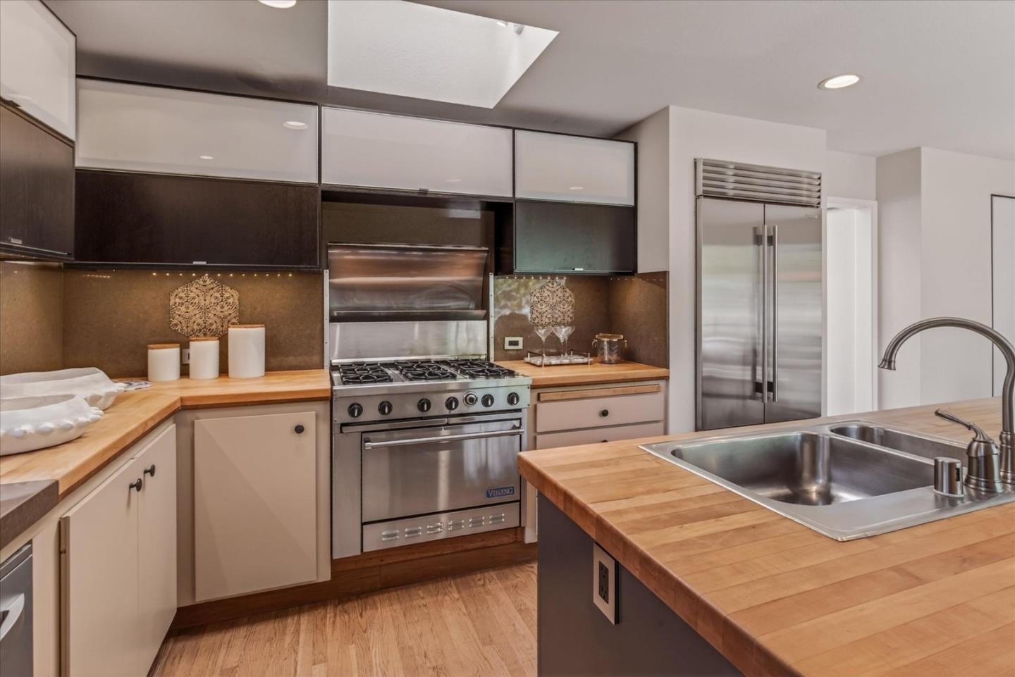 Detail Gallery Image 11 of 35 For 5 Sandstone St, Portola Valley,  CA 94028 - 3 Beds | 2/1 Baths