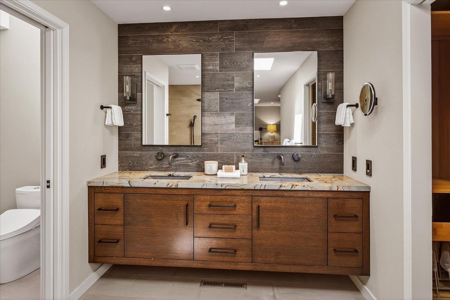 Detail Gallery Image 14 of 35 For 5 Sandstone St, Portola Valley,  CA 94028 - 3 Beds | 2/1 Baths