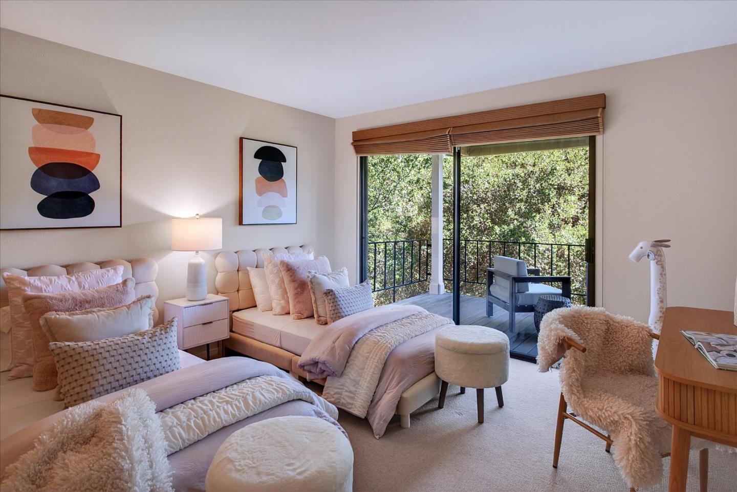 Detail Gallery Image 20 of 35 For 5 Sandstone St, Portola Valley,  CA 94028 - 3 Beds | 2/1 Baths