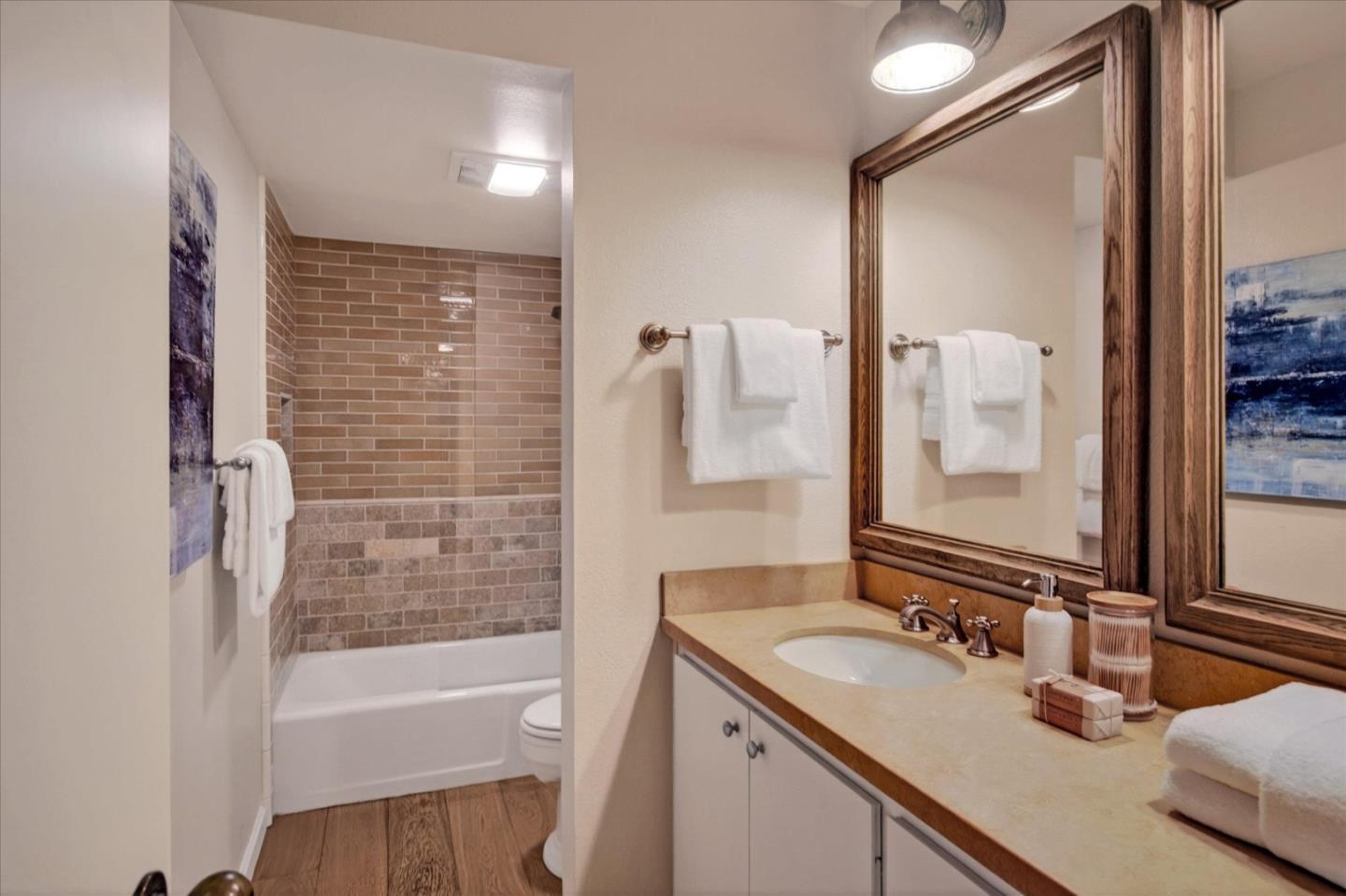 Detail Gallery Image 21 of 35 For 5 Sandstone St, Portola Valley,  CA 94028 - 3 Beds | 2/1 Baths