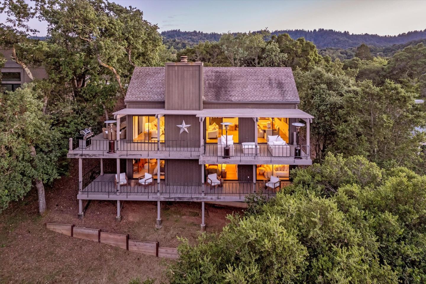 Detail Gallery Image 26 of 35 For 5 Sandstone St, Portola Valley,  CA 94028 - 3 Beds | 2/1 Baths