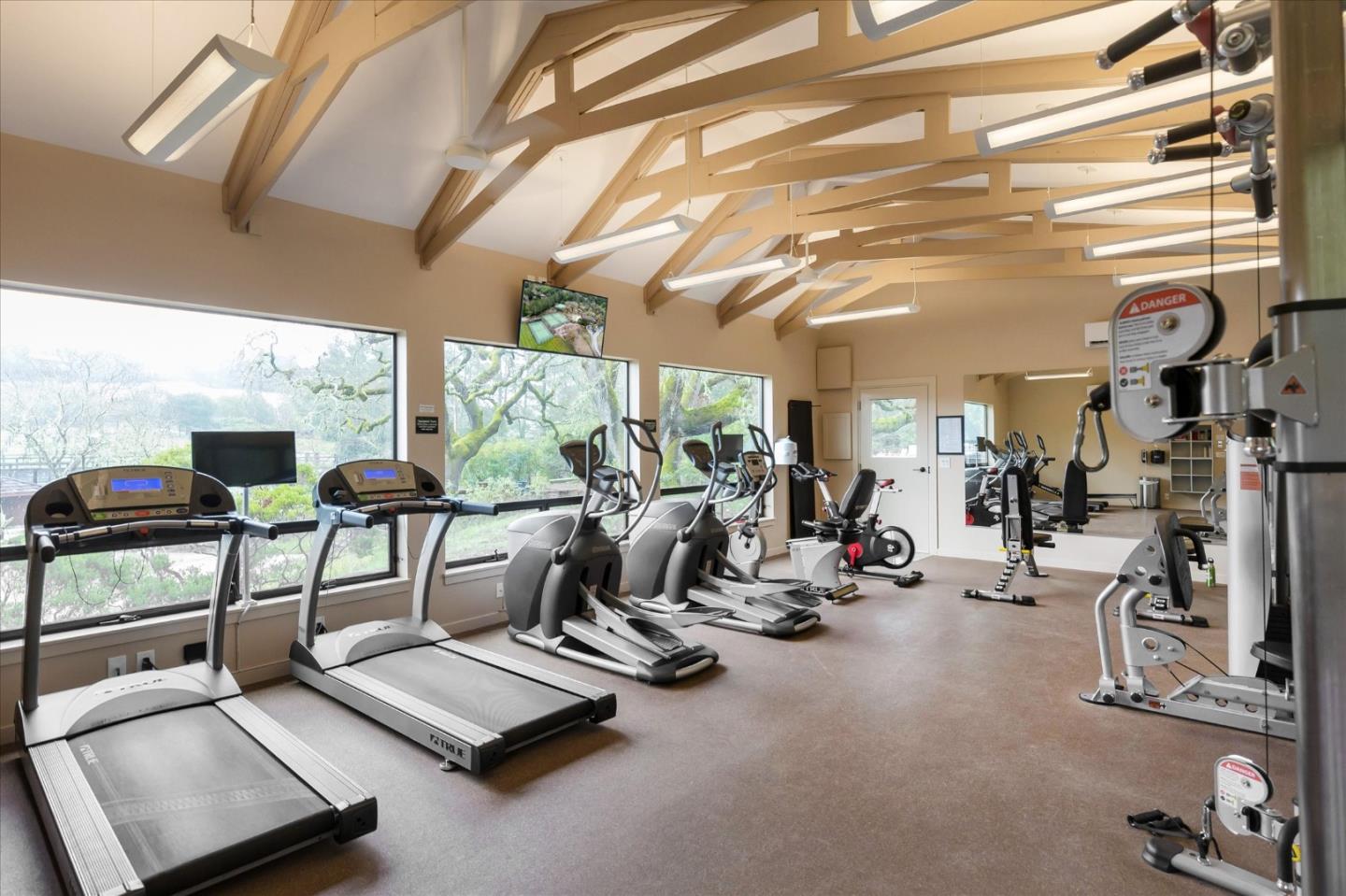 Detail Gallery Image 34 of 35 For 5 Sandstone St, Portola Valley,  CA 94028 - 3 Beds | 2/1 Baths