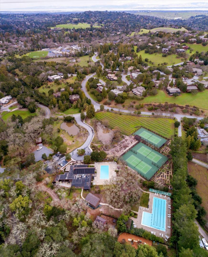Detail Gallery Image 35 of 35 For 5 Sandstone St, Portola Valley,  CA 94028 - 3 Beds | 2/1 Baths