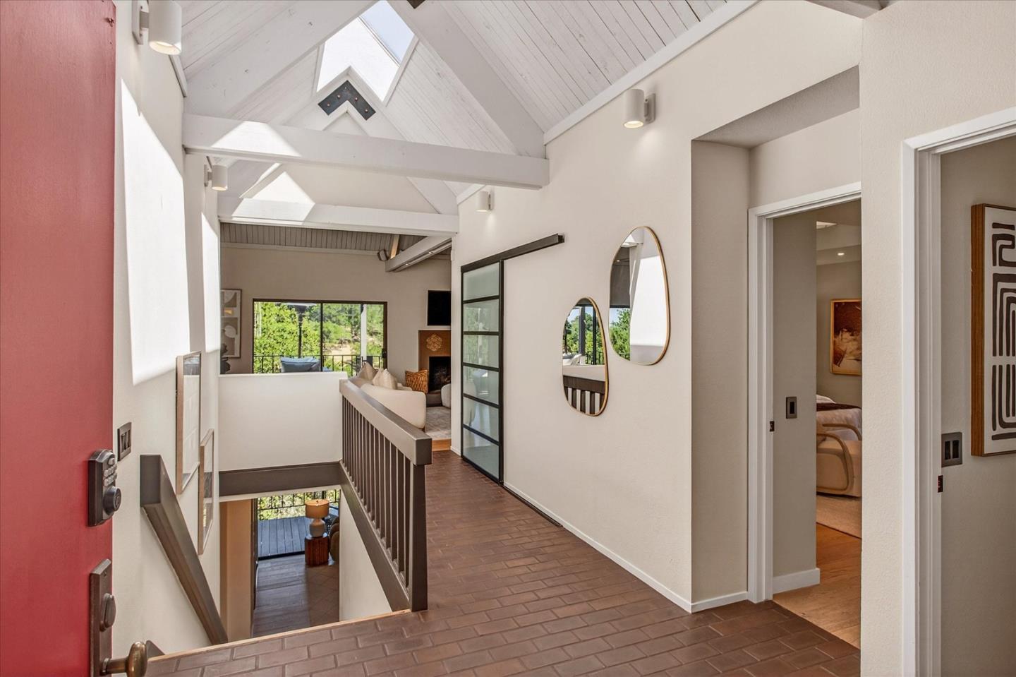 Detail Gallery Image 4 of 35 For 5 Sandstone St, Portola Valley,  CA 94028 - 3 Beds | 2/1 Baths