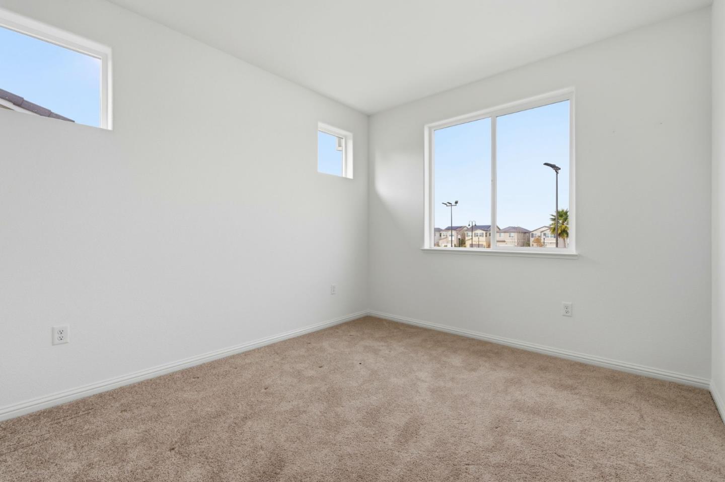 Detail Gallery Image 10 of 31 For 735 Windward Ct, Bethel Island,  CA 94511 - 3 Beds | 2/1 Baths