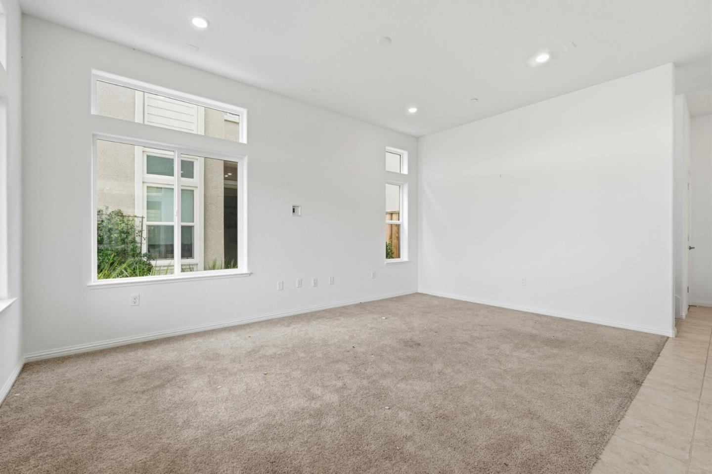 Detail Gallery Image 2 of 31 For 735 Windward Ct, Bethel Island,  CA 94511 - 3 Beds | 2/1 Baths