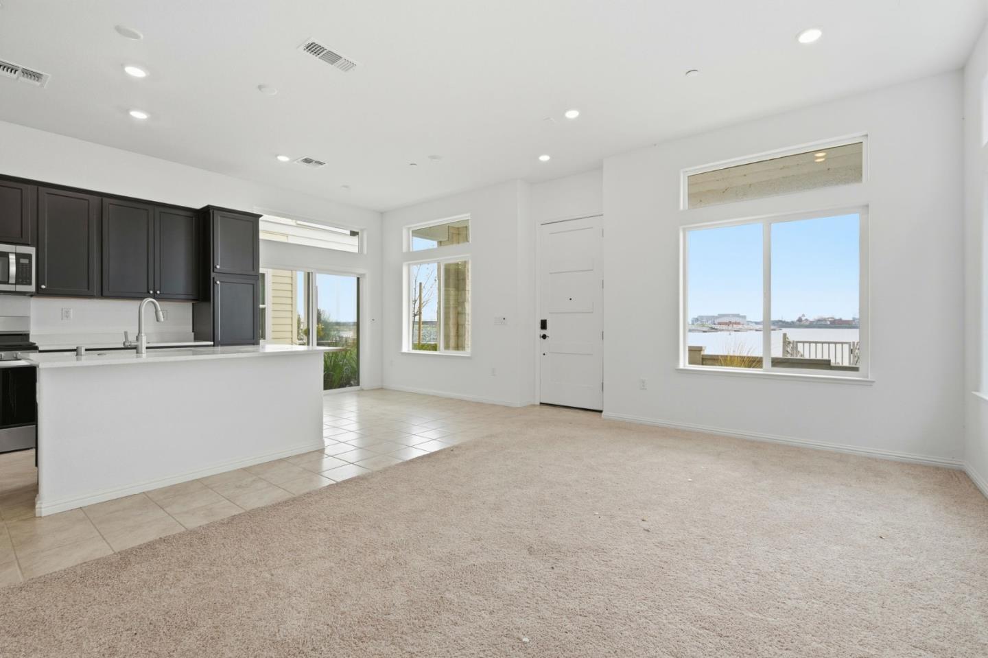 Detail Gallery Image 3 of 31 For 735 Windward Ct, Bethel Island,  CA 94511 - 3 Beds | 2/1 Baths