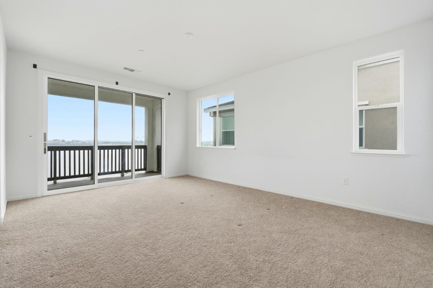 Detail Gallery Image 4 of 31 For 735 Windward Ct, Bethel Island,  CA 94511 - 3 Beds | 2/1 Baths