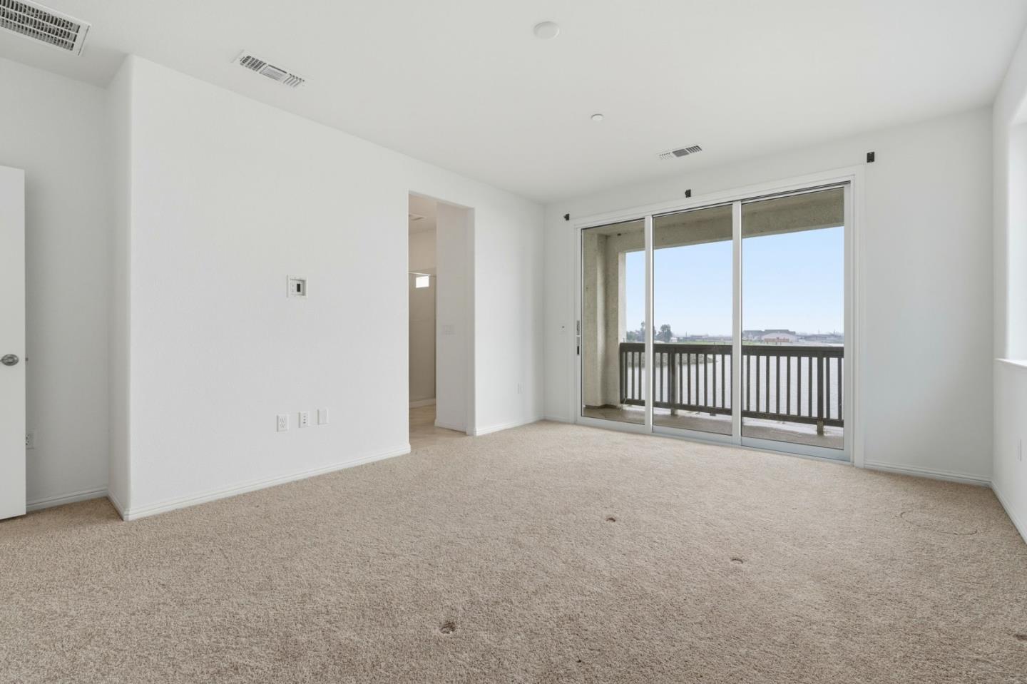 Detail Gallery Image 5 of 31 For 735 Windward Ct, Bethel Island,  CA 94511 - 3 Beds | 2/1 Baths