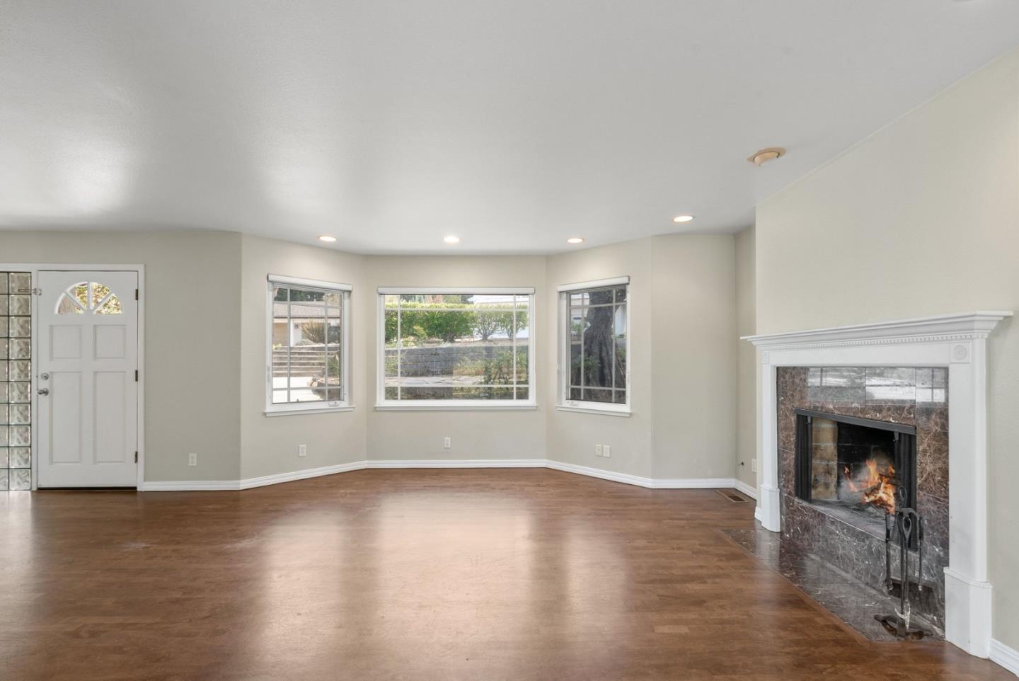 Detail Gallery Image 9 of 62 For 141 Lunar Dr, Scotts Valley,  CA 95066 - 4 Beds | 3 Baths