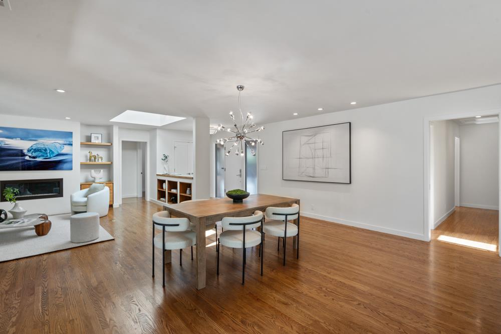 Detail Gallery Image 6 of 26 For 25 Sharon Ct, Menlo Park,  CA 94025 - 3 Beds | 3 Baths