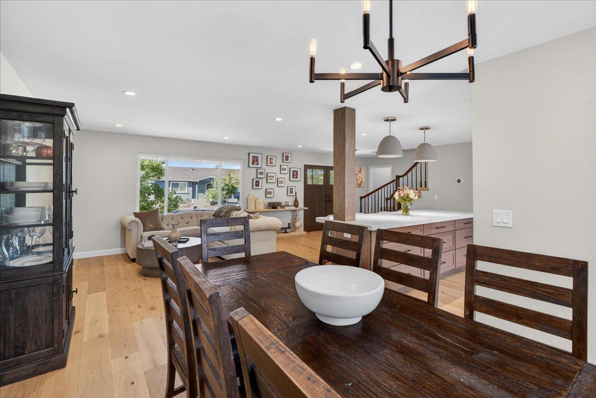 Detail Gallery Image 14 of 61 For 670 Roble Dr, Morgan Hill,  CA 95037 - 5 Beds | 3 Baths