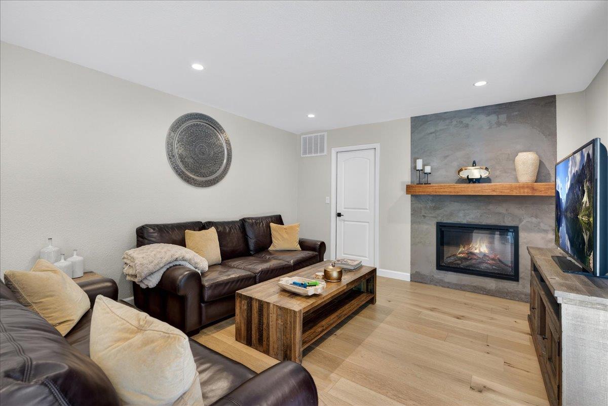 Detail Gallery Image 22 of 61 For 670 Roble Dr, Morgan Hill,  CA 95037 - 5 Beds | 3 Baths