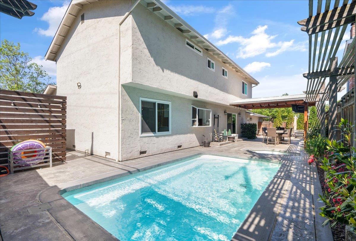 Detail Gallery Image 45 of 61 For 670 Roble Dr, Morgan Hill,  CA 95037 - 5 Beds | 3 Baths