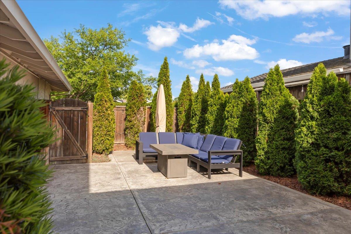 Detail Gallery Image 46 of 61 For 670 Roble Dr, Morgan Hill,  CA 95037 - 5 Beds | 3 Baths