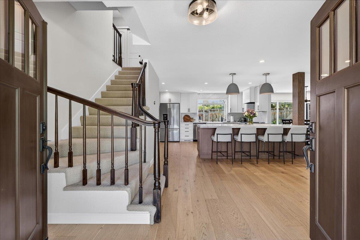 Detail Gallery Image 8 of 61 For 670 Roble Dr, Morgan Hill,  CA 95037 - 5 Beds | 3 Baths