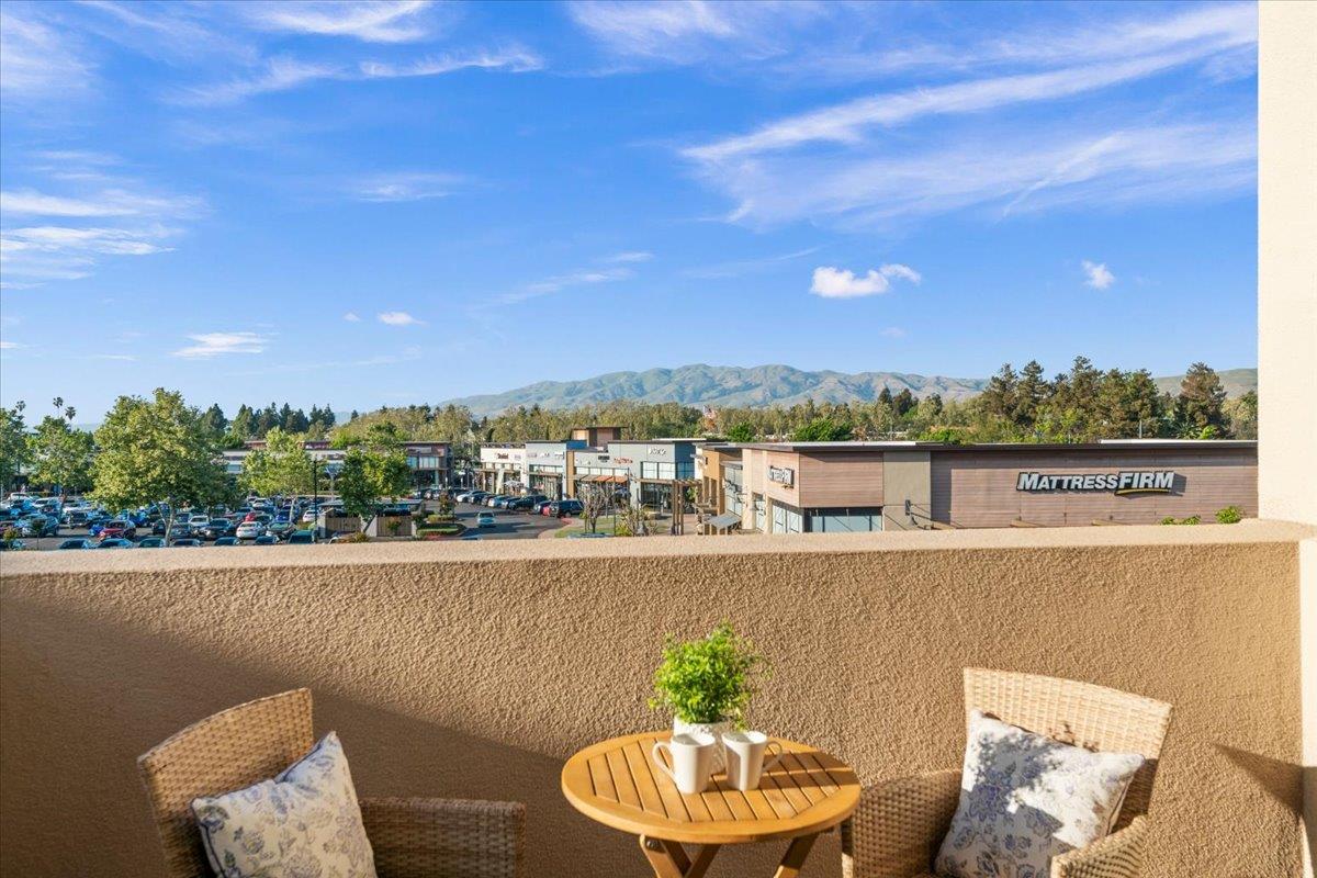 Detail Gallery Image 18 of 59 For 1087 Bigleaf Pl #109,  San Jose,  CA 95131 - 3 Beds | 3 Baths