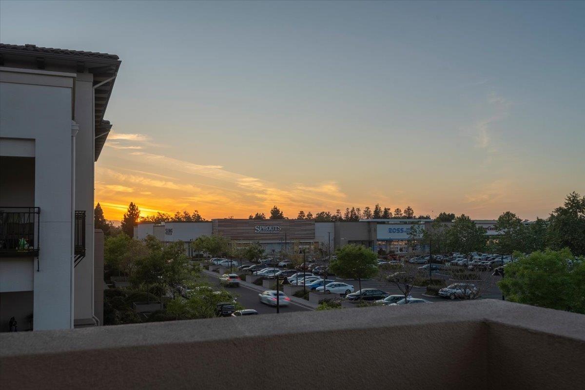 Detail Gallery Image 22 of 59 For 1087 Bigleaf Pl #109,  San Jose,  CA 95131 - 3 Beds | 3 Baths