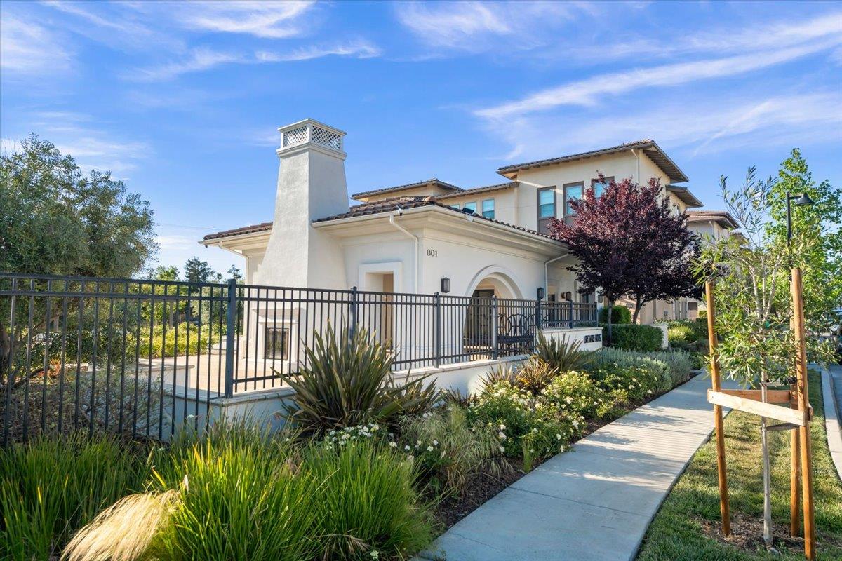 Detail Gallery Image 53 of 59 For 1087 Bigleaf Pl #109,  San Jose,  CA 95131 - 3 Beds | 3 Baths