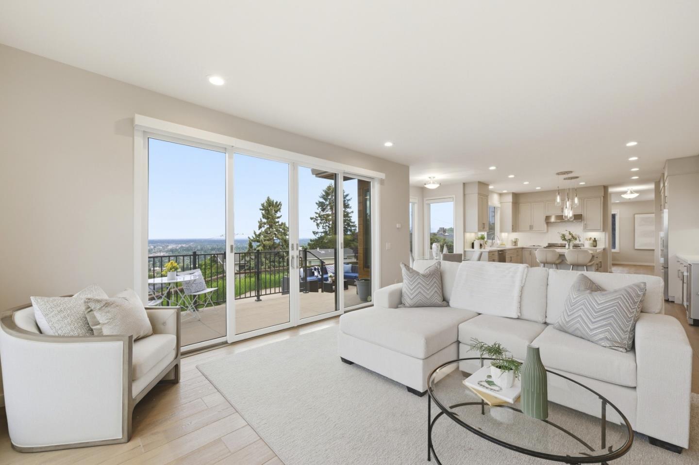 Detail Gallery Image 13 of 32 For 60 Dartmouth Ave, San Carlos,  CA 94070 - 4 Beds | 4 Baths