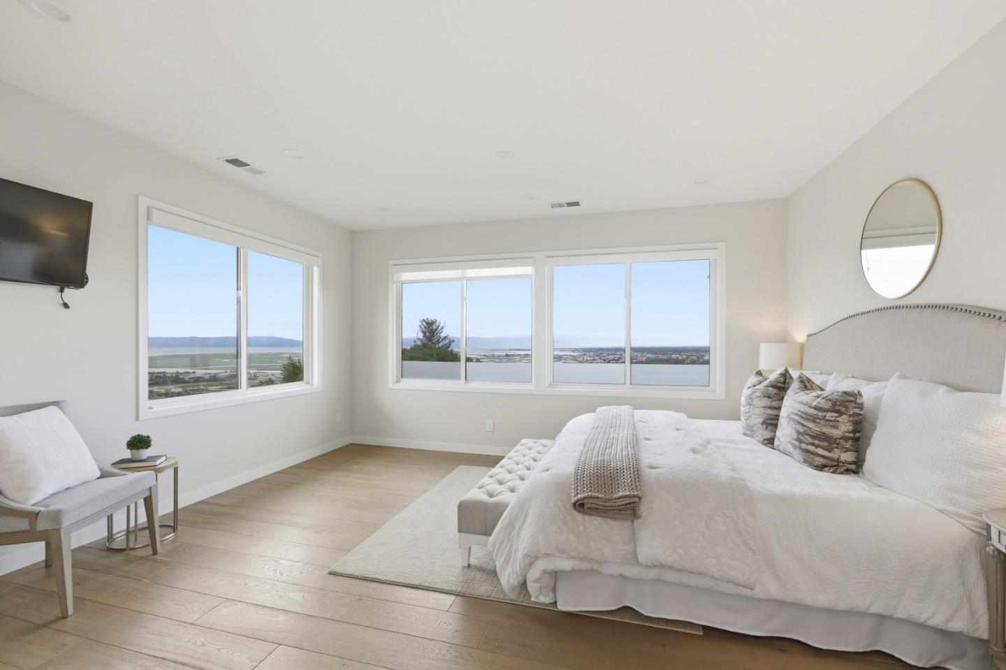 Detail Gallery Image 17 of 32 For 60 Dartmouth Ave, San Carlos,  CA 94070 - 4 Beds | 4 Baths