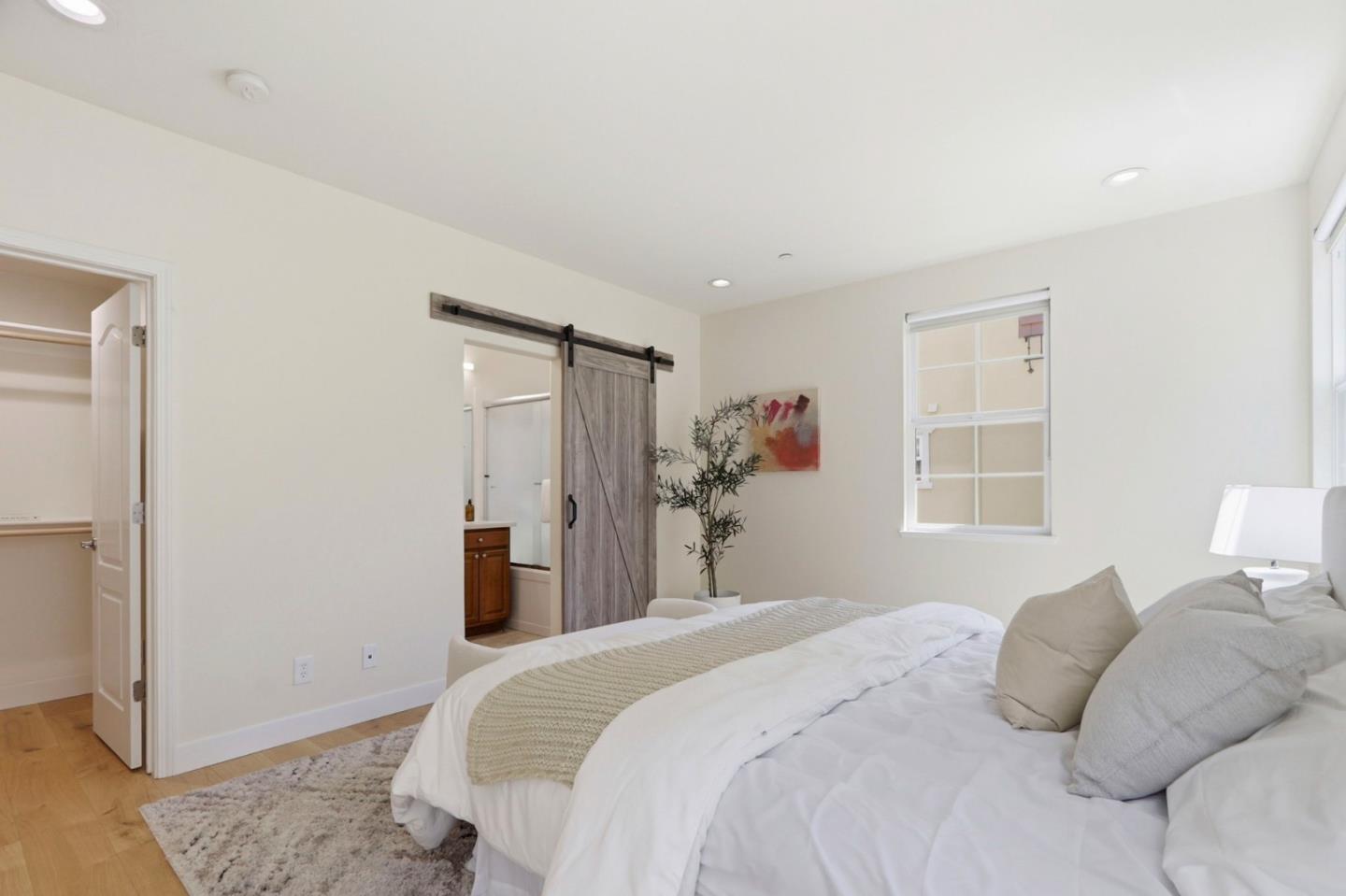 Detail Gallery Image 11 of 31 For 1642 Lorient Ter, San Jose,  CA 95133 - 2 Beds | 2 Baths