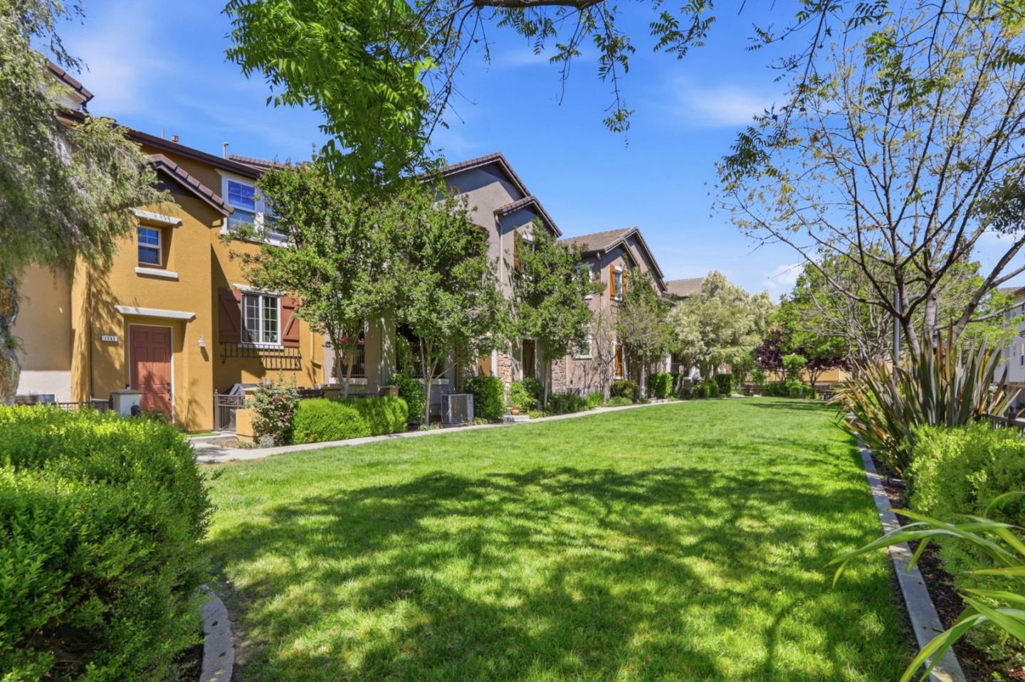 Detail Gallery Image 26 of 31 For 1642 Lorient Ter, San Jose,  CA 95133 - 2 Beds | 2 Baths