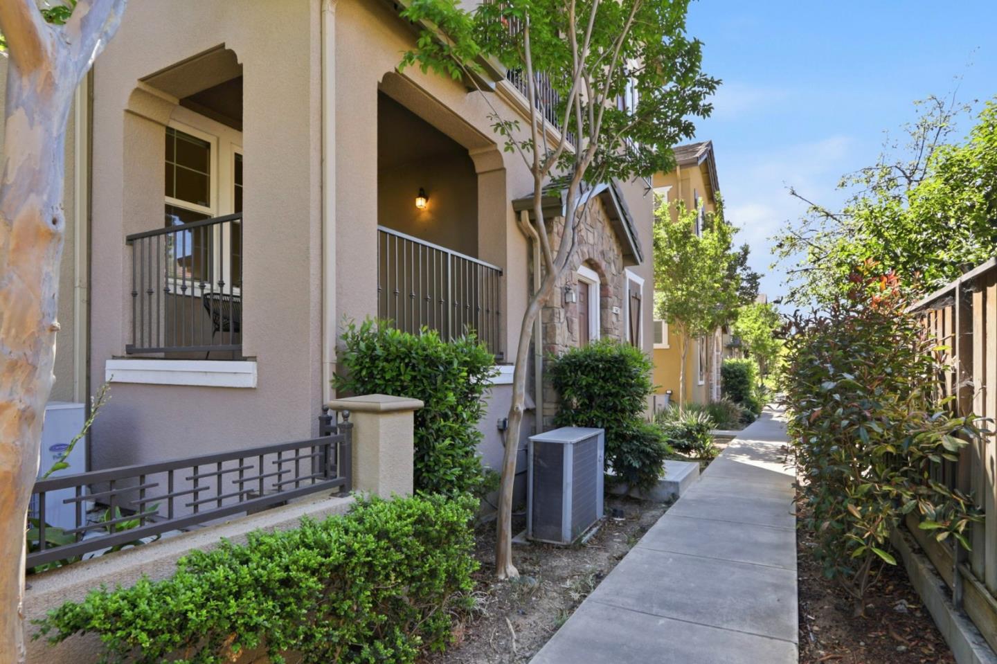 Detail Gallery Image 27 of 31 For 1642 Lorient Ter, San Jose,  CA 95133 - 2 Beds | 2 Baths