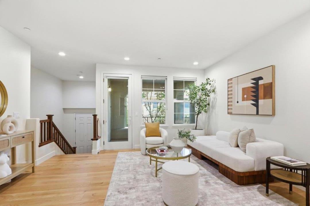 Detail Gallery Image 4 of 31 For 1642 Lorient Ter, San Jose,  CA 95133 - 2 Beds | 2 Baths