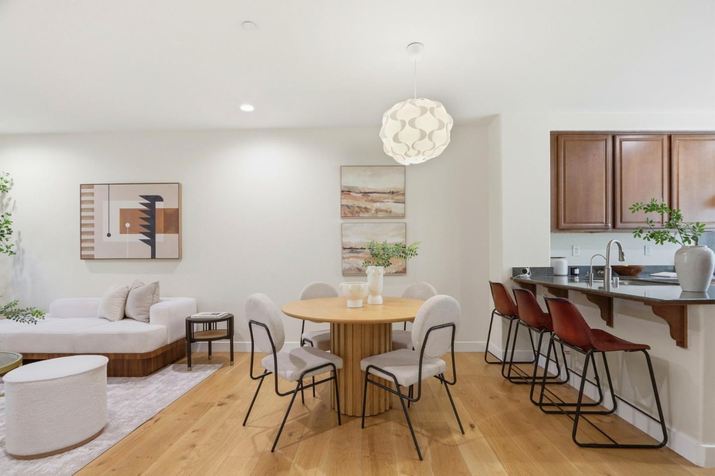 Detail Gallery Image 9 of 31 For 1642 Lorient Ter, San Jose,  CA 95133 - 2 Beds | 2 Baths