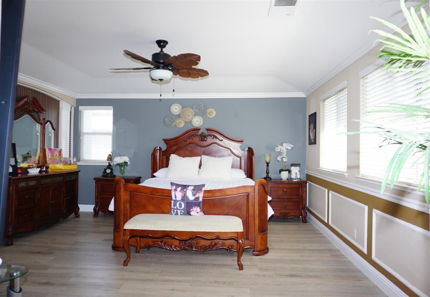 Detail Gallery Image 13 of 22 For 9402 Rodeo Dr, Gilroy,  CA 95020 - 6 Beds | 2/1 Baths