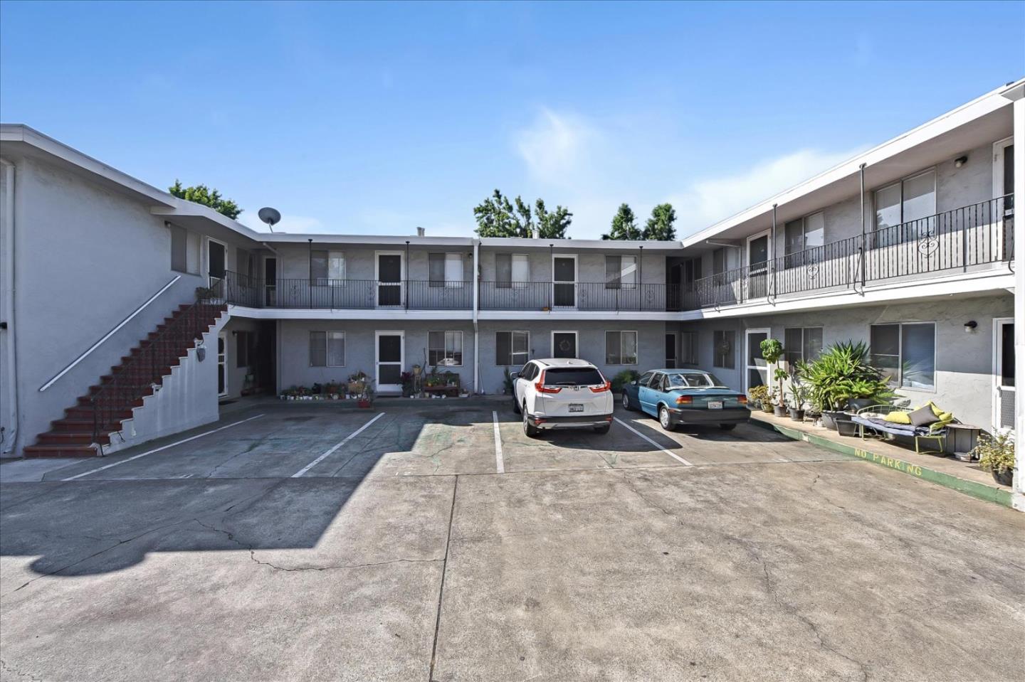 Detail Gallery Image 5 of 15 For 3047 David Ave, San Jose,  CA 95128 - – Beds | – Baths