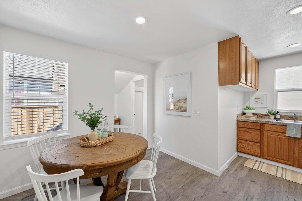 Detail Gallery Image 10 of 35 For 152 Grove St, Watsonville,  CA 95076 - 3 Beds | 1 Baths