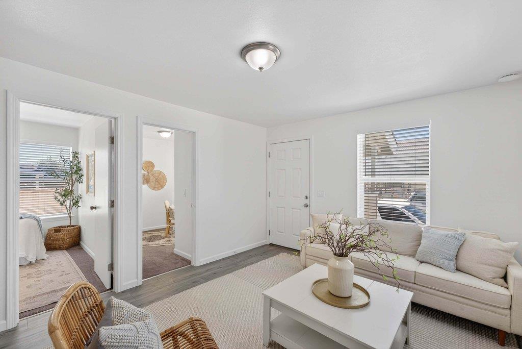 Detail Gallery Image 7 of 35 For 152 Grove St, Watsonville,  CA 95076 - 3 Beds | 1 Baths