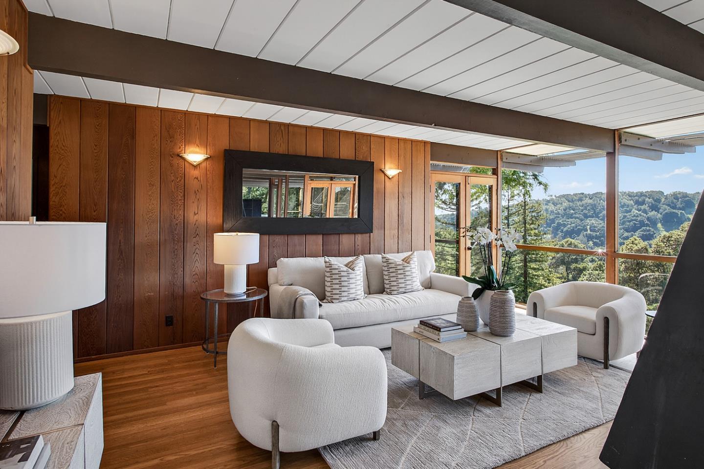 Detail Gallery Image 11 of 43 For 25 Cordova Ct, Portola Valley,  CA 94028 - 3 Beds | 3 Baths