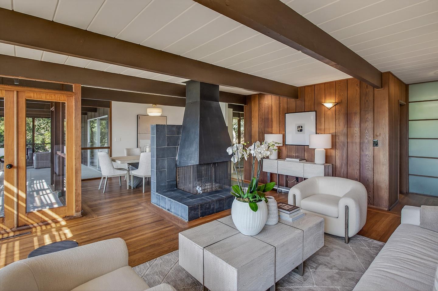 Detail Gallery Image 12 of 43 For 25 Cordova Ct, Portola Valley,  CA 94028 - 3 Beds | 3 Baths