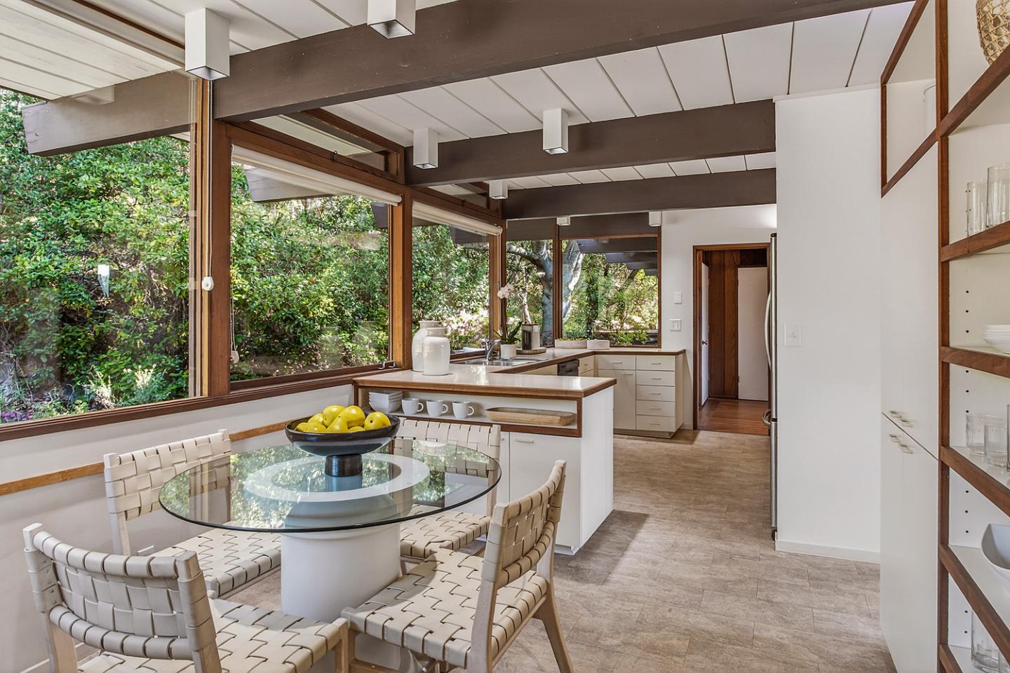 Detail Gallery Image 17 of 43 For 25 Cordova Ct, Portola Valley,  CA 94028 - 3 Beds | 3 Baths