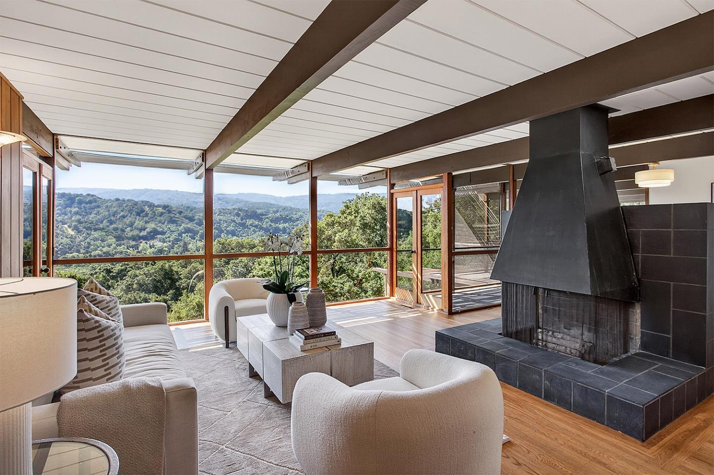 Detail Gallery Image 9 of 43 For 25 Cordova Ct, Portola Valley,  CA 94028 - 3 Beds | 3 Baths