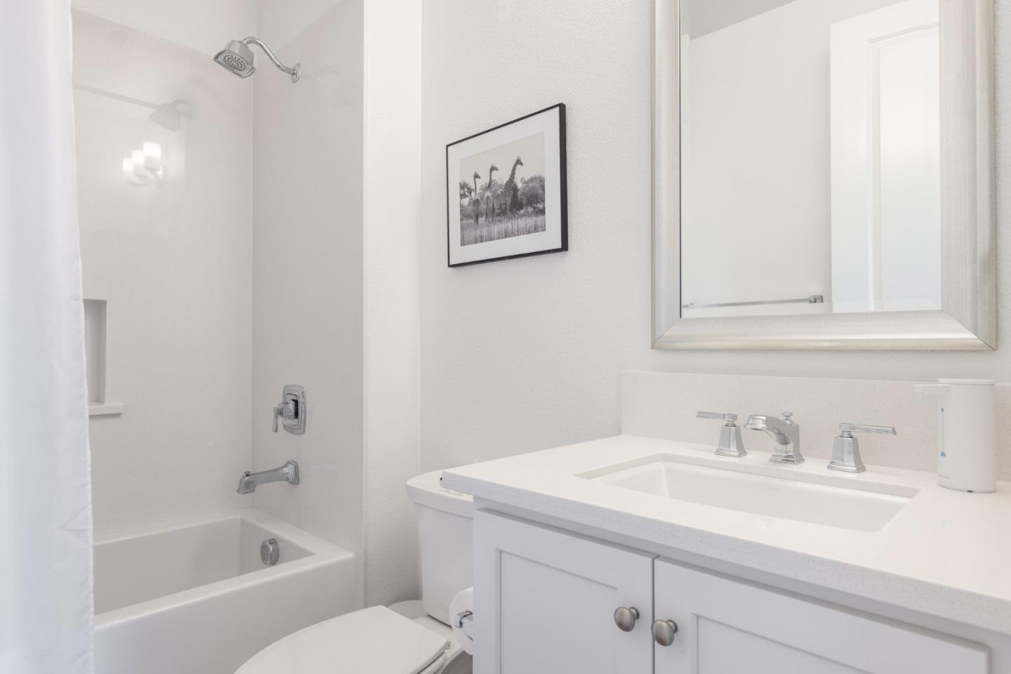 Detail Gallery Image 21 of 33 For 1771 Fairway Dr, Seaside,  CA 93955 - 5 Beds | 4/1 Baths