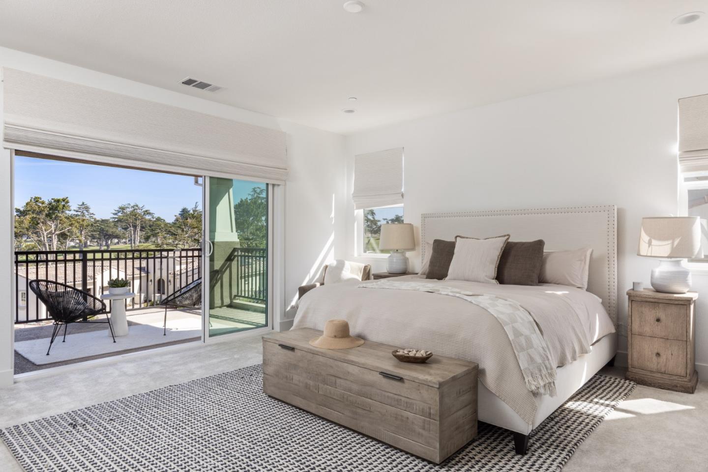 Detail Gallery Image 24 of 33 For 1771 Fairway Dr, Seaside,  CA 93955 - 5 Beds | 4/1 Baths