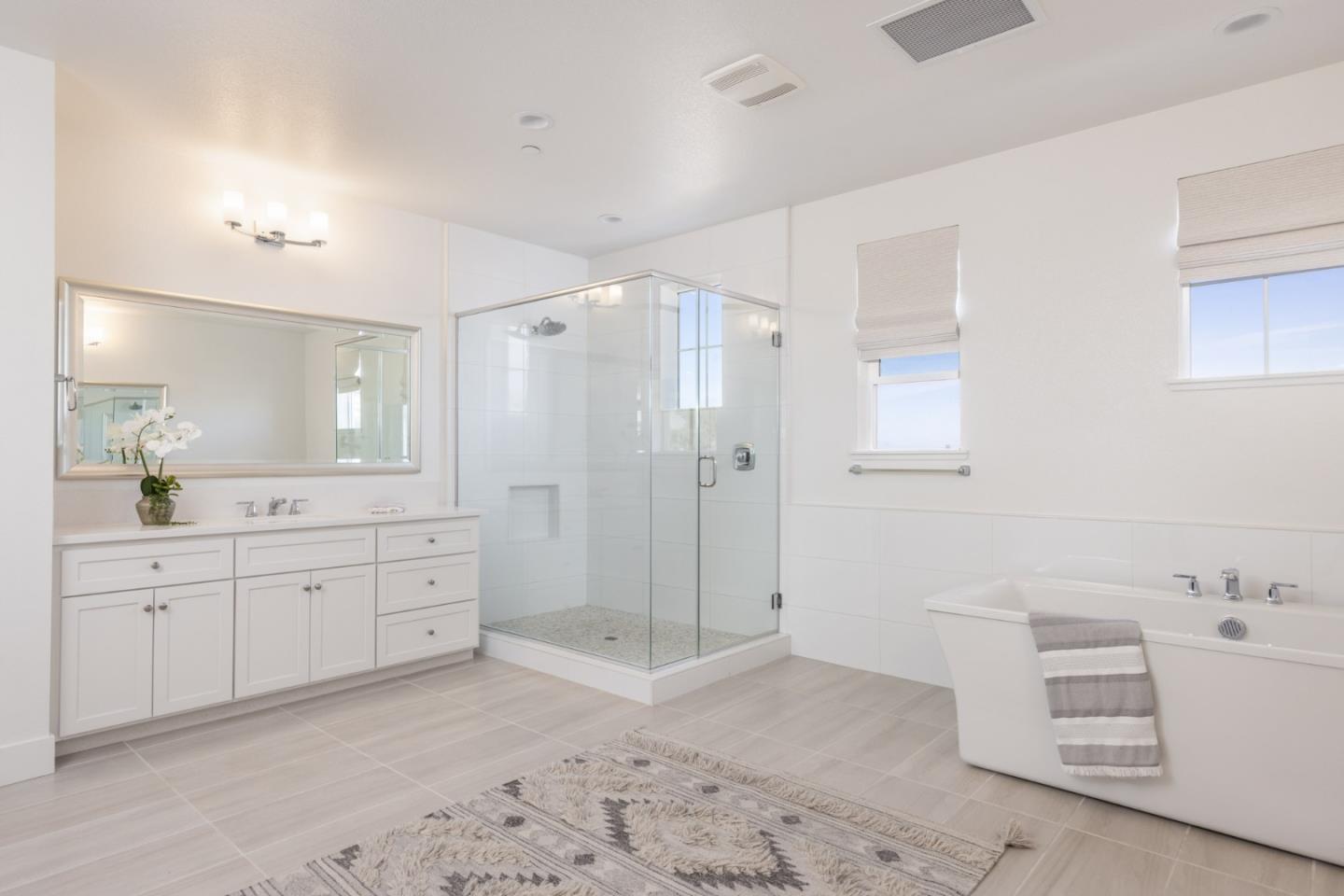 Detail Gallery Image 27 of 33 For 1771 Fairway Dr, Seaside,  CA 93955 - 5 Beds | 4/1 Baths