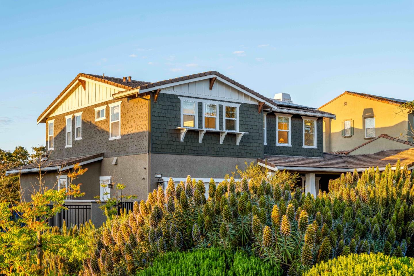 Detail Gallery Image 29 of 33 For 1771 Fairway Dr, Seaside,  CA 93955 - 5 Beds | 4/1 Baths