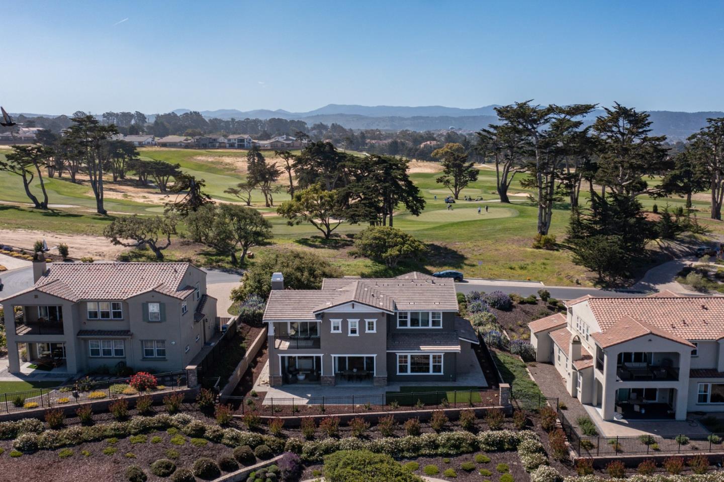 Detail Gallery Image 32 of 33 For 1771 Fairway Dr, Seaside,  CA 93955 - 5 Beds | 4/1 Baths