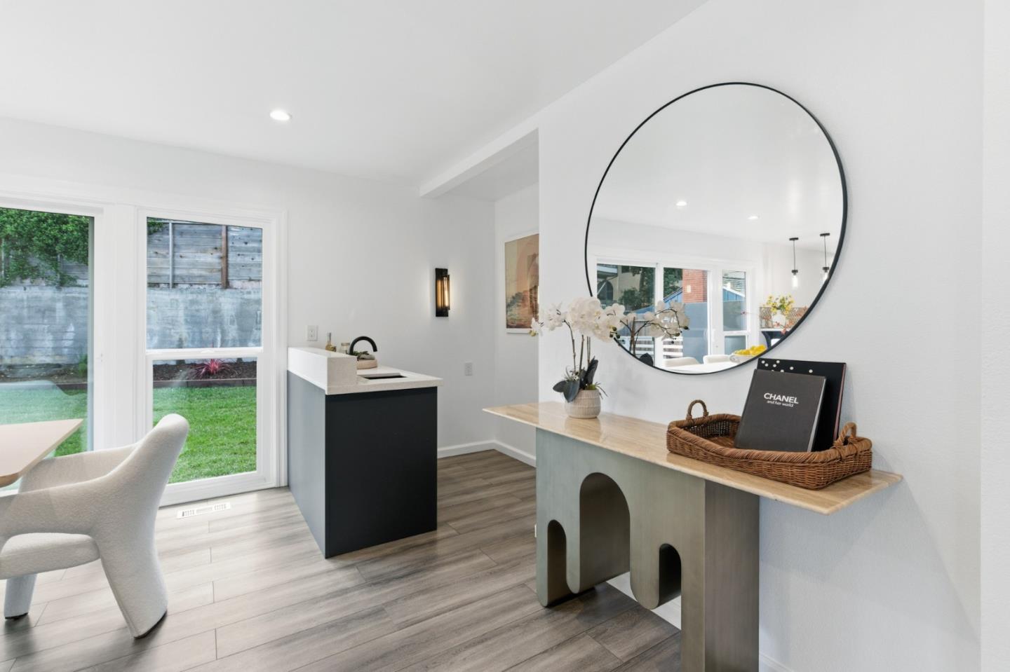 Detail Gallery Image 14 of 79 For 1664 Sixth Ave, Belmont,  CA 94002 - 4 Beds | 3 Baths