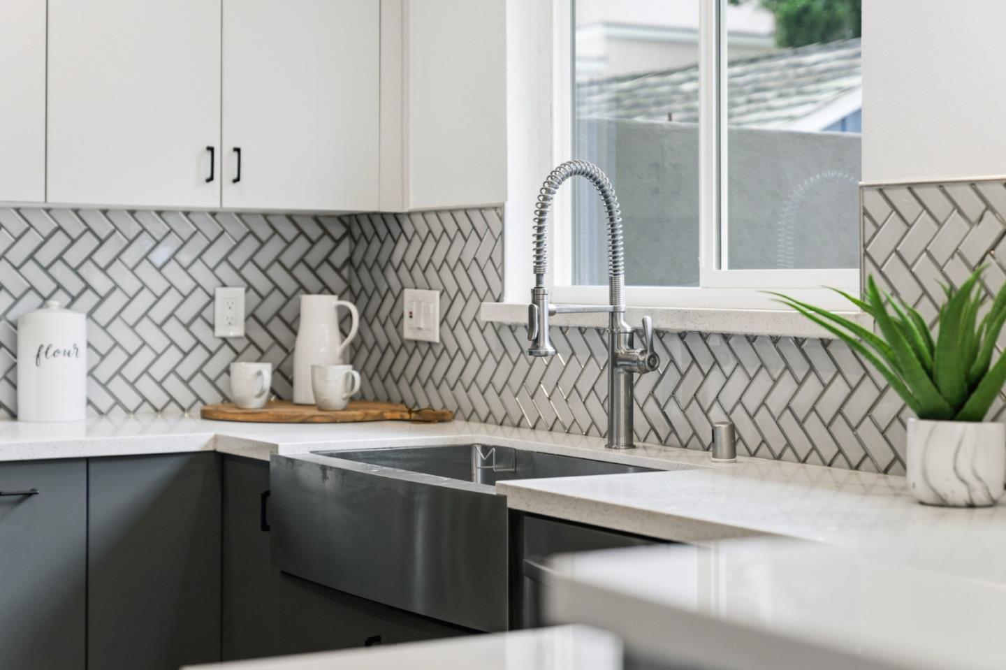 Detail Gallery Image 25 of 79 For 1664 Sixth Ave, Belmont,  CA 94002 - 4 Beds | 3 Baths